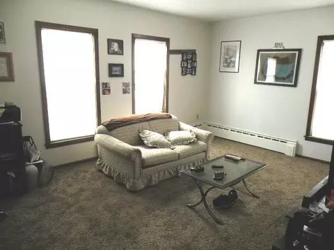 114 3rd St NW, Jamestown, ND 58401 photo 7