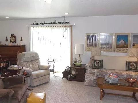 2019 Utah Dr, Bismarck, ND 58503 photo 9