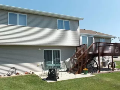 2019 Utah Dr, Bismarck, ND 58503 photo 3