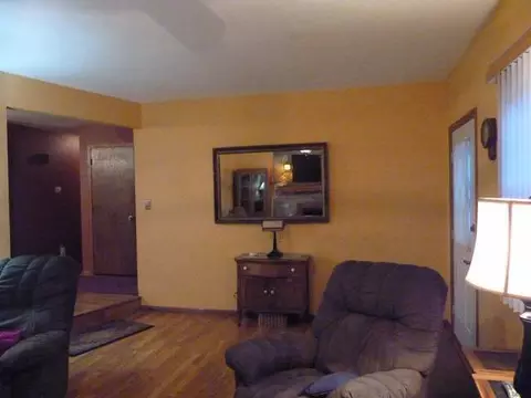 2440 Stevens St, Bismarck, ND 58503 photo 3
