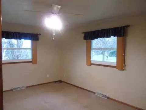 2440 Stevens St, Bismarck, ND 58503 photo 7