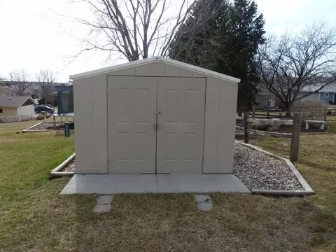 2440 Stevens St, Bismarck, ND 58503 photo 20