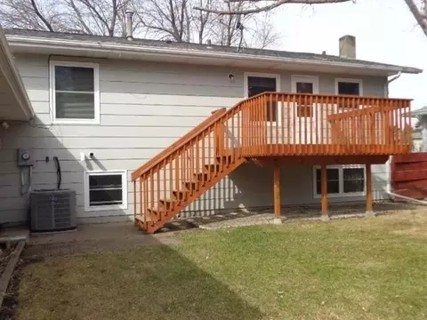 262 Redstone, Bismarck, ND 58503 photo 6