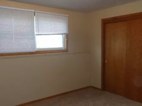262 Redstone, Bismarck, ND 58503 photo 19