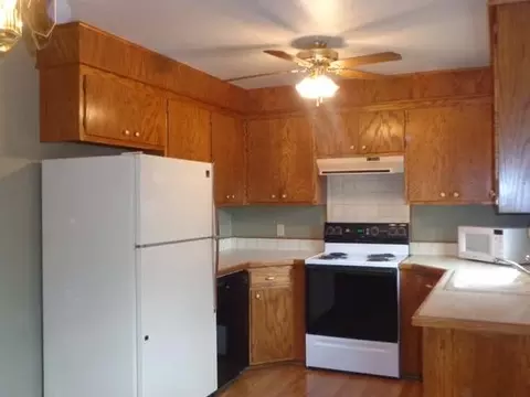 262 Redstone, Bismarck, ND 58503 photo 7