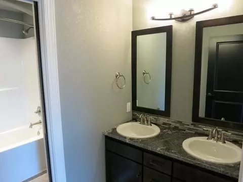 3706 Valley Dr, Bismarck, ND 58503 photo 23