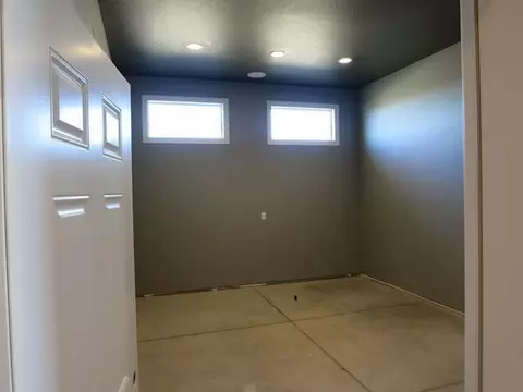 3706 Valley Dr, Bismarck, ND 58503 photo 41