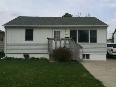 1114 Riverview Ave, Bismarck, ND 58501 photo 1