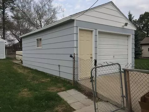 1114 Riverview Ave, Bismarck, ND 58501 photo 3