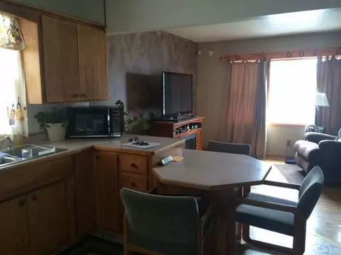 1114 Riverview Ave, Bismarck, ND 58501 photo 9
