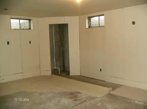 501 Wachter Ave E, Bismarck, ND 58504 photo 17