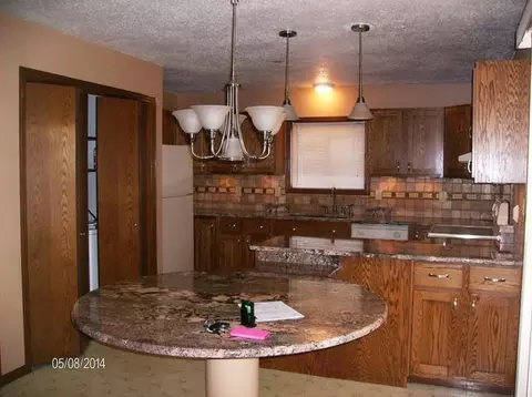 501 Wachter Ave E, Bismarck, ND 58504 photo 2
