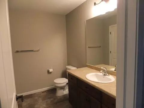 4902 Pumice Lp, Bismarck, ND 58501 photo 6