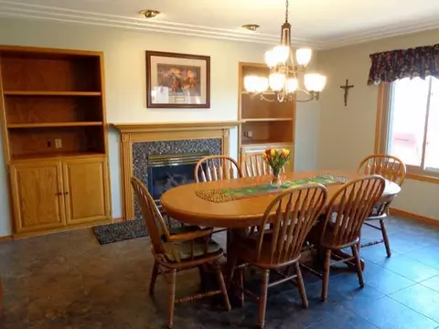 721 Juniper Dr, Bismarck, ND 58503 photo 7