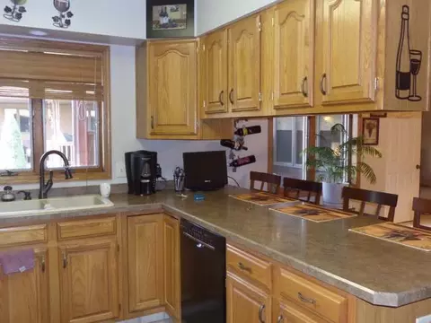 1960 Capitol Ave E, Bismarck, ND 58503 photo 3