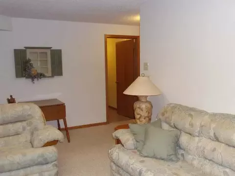 1960 Capitol Ave E, Bismarck, ND 58503 photo 11