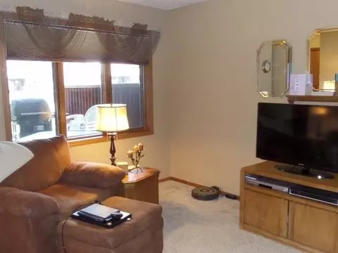 1960 Capitol Ave E, Bismarck, ND 58503 photo 6