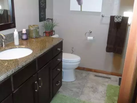 4112 35th Ave NW, Mandan, ND 58554 photo 8