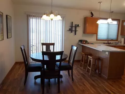 4511 Chamberlain Dr, Bismarck, ND 58503 photo 6