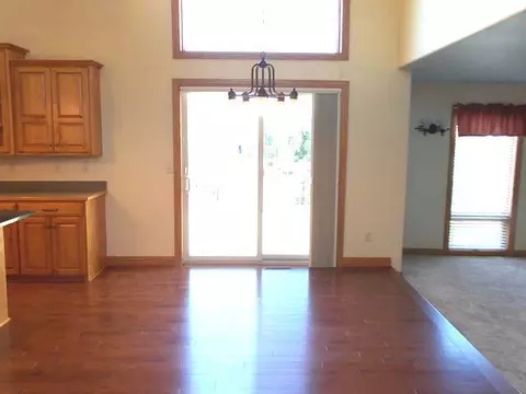 1258 Eagle Crest Lp, Bismarck, ND 58503 photo 5
