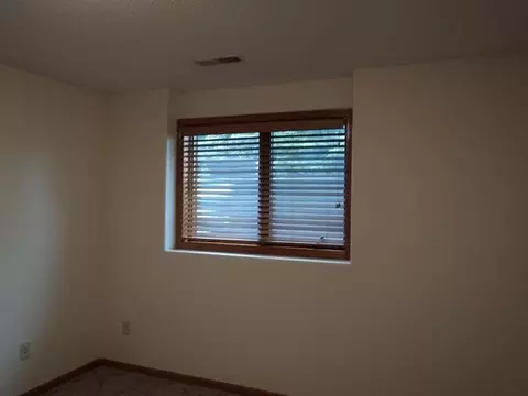3702 Normandy St, Bismarck, ND 58503 photo 10
