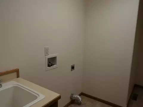 3702 Normandy St, Bismarck, ND 58503 photo 13