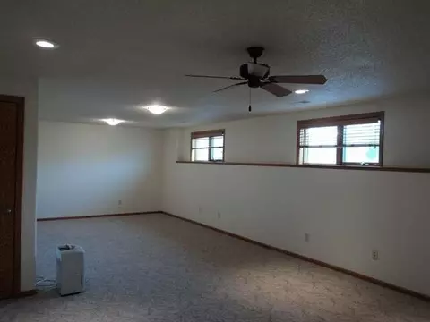 3702 Normandy St, Bismarck, ND 58503 photo 9
