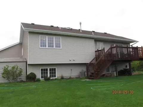 5325 Walker Dr, Bismarck, ND 58504 photo 29
