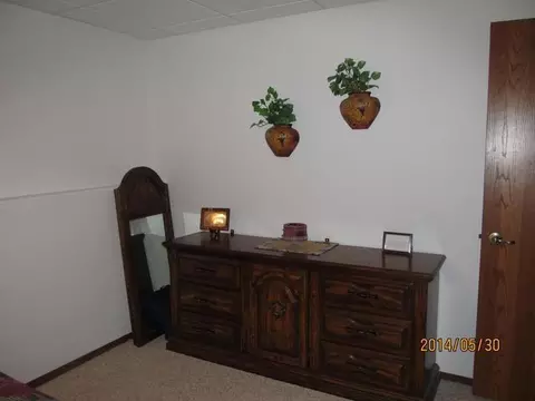 5325 Walker Dr, Bismarck, ND 58504 photo 9