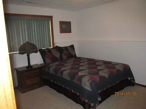5325 Walker Dr, Bismarck, ND 58504 photo 8