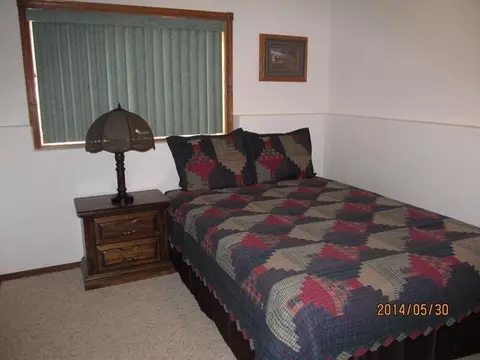 5325 Walker Dr, Bismarck, ND 58504 photo 10