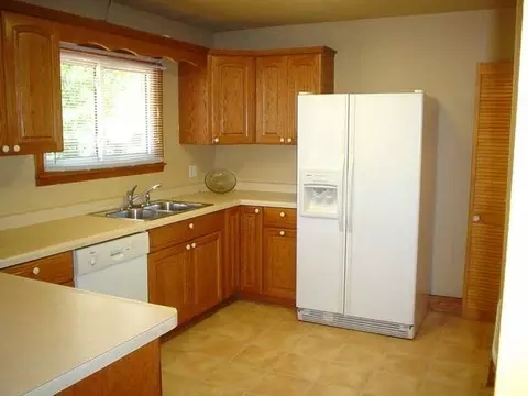 1220 4 N St, Bismarck, ND 58501 photo 24