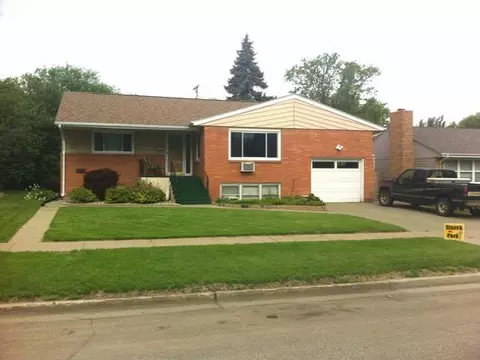 1220 4 N St, Bismarck, ND 58501 photo 1