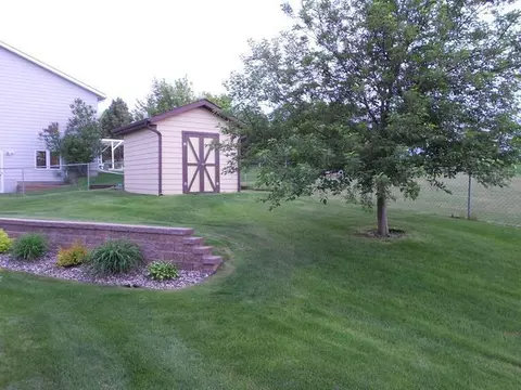 1782 Volk Dr, Bismarck, ND 58501 photo 19