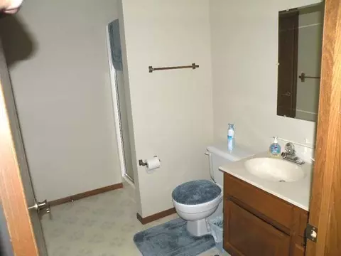 403 Brandon Dr E, Bismarck, ND 58503 photo 17