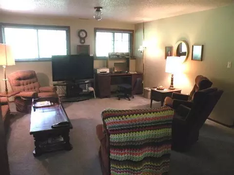 403 Brandon Dr E, Bismarck, ND 58503 photo 10