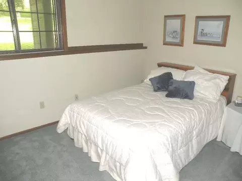 403 Brandon Dr E, Bismarck, ND 58503 photo 11