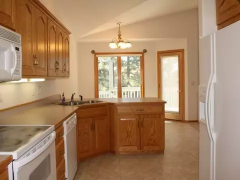117 Calgary Ave E, Bismarck, ND 58503 photo 8