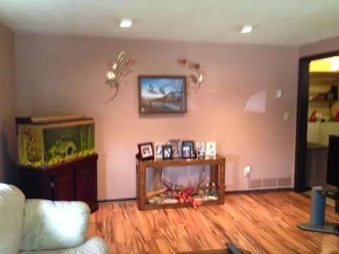 231 Sheila Dr, Beulah, ND 58523 photo 6