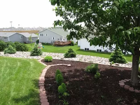 725 Brome Loop, Bismarck, ND 58503 photo 13