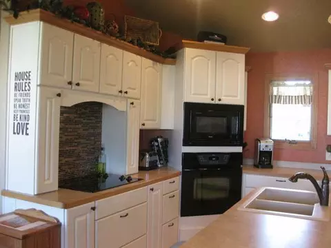 116 Montgomery Pl, Lincoln, ND 58504 photo 3