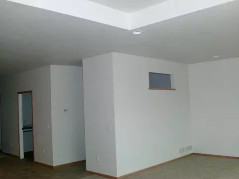626 Calgary Ave E, Bismarck, ND 58503 photo 3
