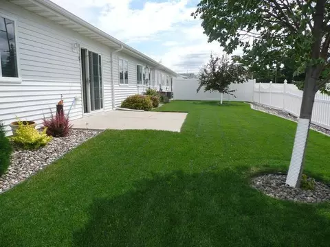 3003 Colorado Dr E, Bismarck, ND 58503 photo 5
