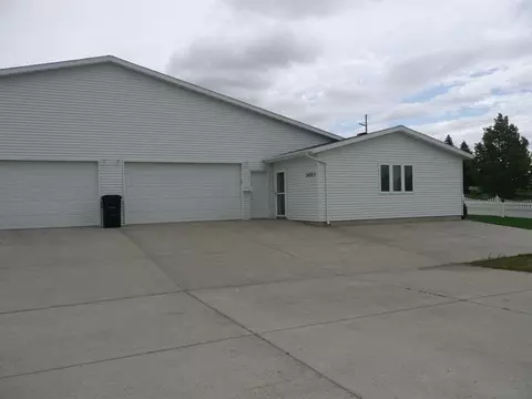 3003 Colorado Dr E, Bismarck, ND 58503 photo 1