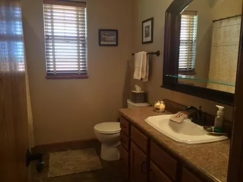 6300 Edgerly, Lincoln, ND 58504 photo 10