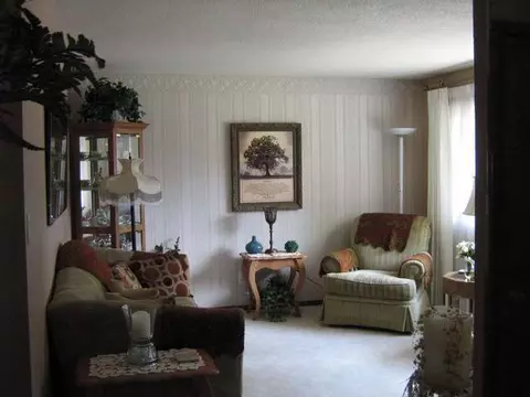 608 Garden Dr, Bismarck, ND 58504 photo 3