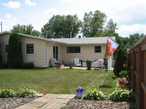 608 Garden Dr, Bismarck, ND 58504 photo 20