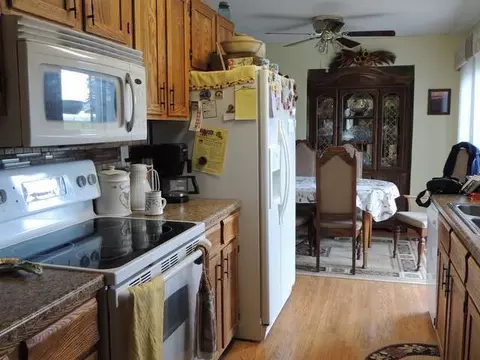 814 Lyon St, Stanton, ND 58571 photo 4