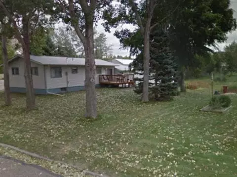 814 Lyon St, Stanton, ND 58571 photo 3