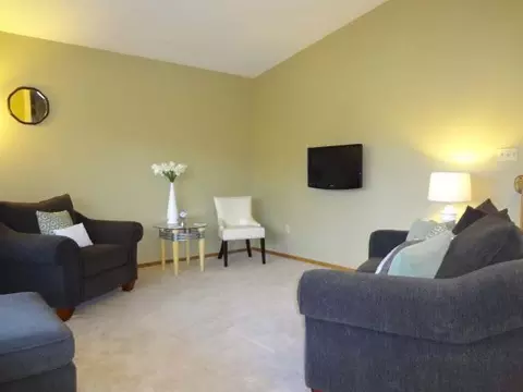 233 Edmonton Dr E, Bismarck, ND 58503 photo 6
